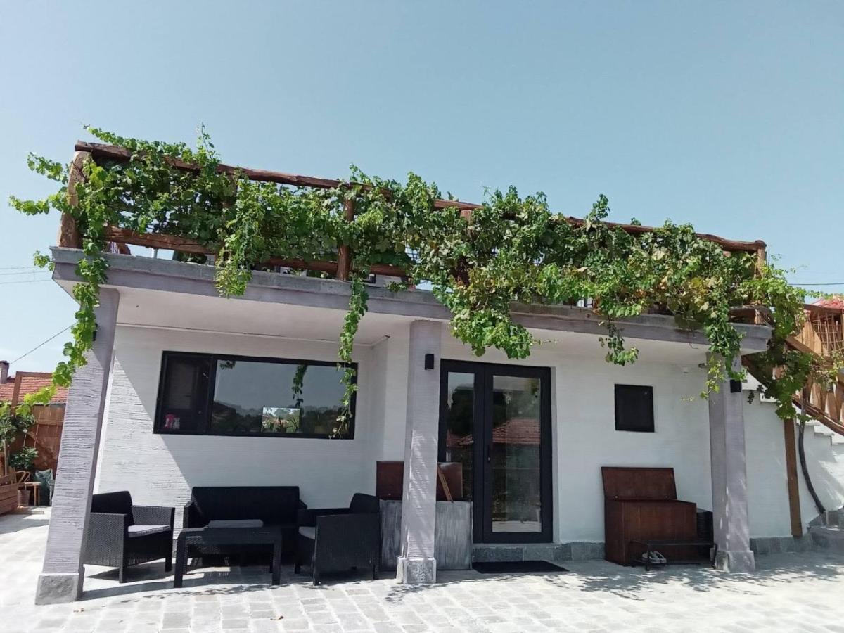 Namaste Къща В Село Камилски Дол Kamilski Dol Exteriör bild