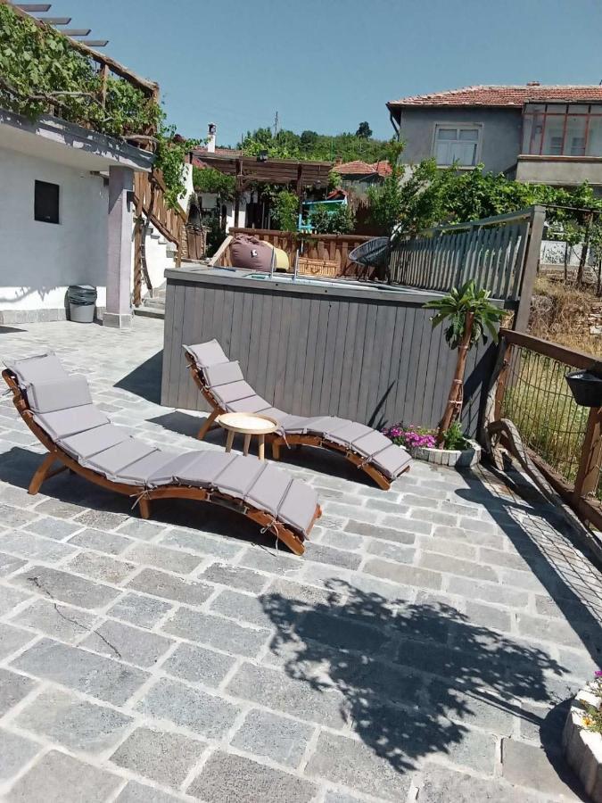 Namaste Къща В Село Камилски Дол Kamilski Dol Exteriör bild